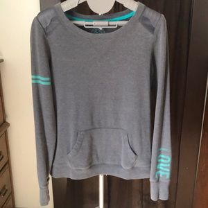 Crew neck long sleeve